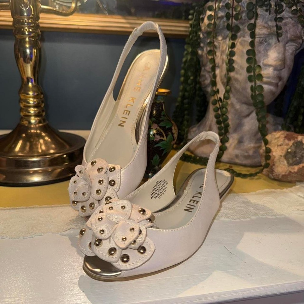Y2K studded flower White Kitten Heels